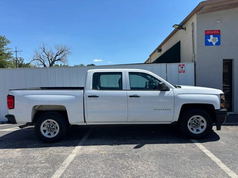 Used 2014 Chevrolet Silverado 1500 W/T RWD image 9
