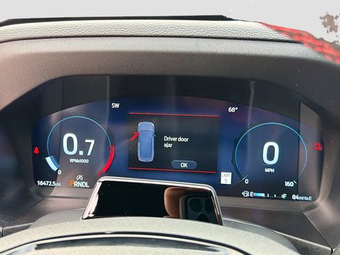 Used 2025 Ford Explorer ST-Line w/ ST-Line Street Pack image 38