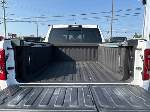 Used 2022 RAM 1500 Limited AWD/4WD image 10