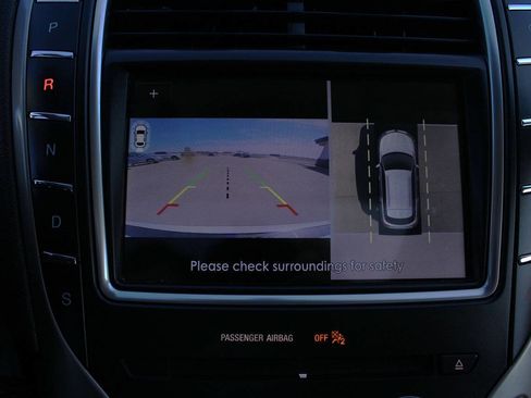 Used 2020 Lincoln Nautilus Reserve w/ Equipment Group 201A image 16