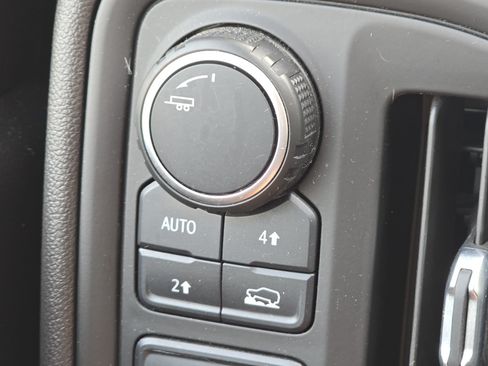 Used 2022 Chevrolet Silverado 1500 Custom w/ LPO, Dark Essentials Package AWD/4WD image 11