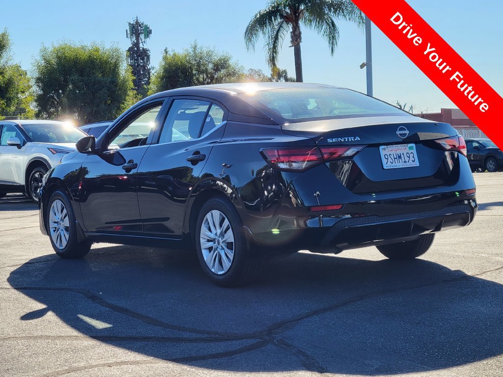 Used 2025 Nissan Sentra S FWD image 3