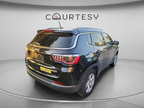 Used 2021 Jeep Compass Latitude FWD image 13