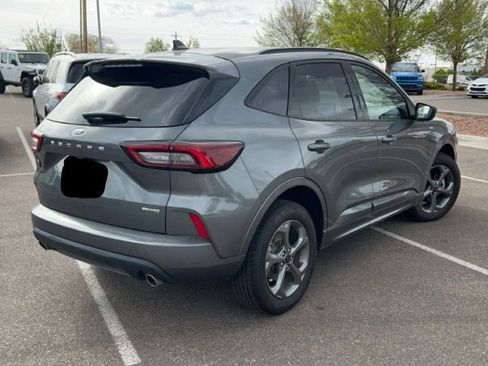 Used 2023 Ford Escape ST-Line AWD/4WD image 3