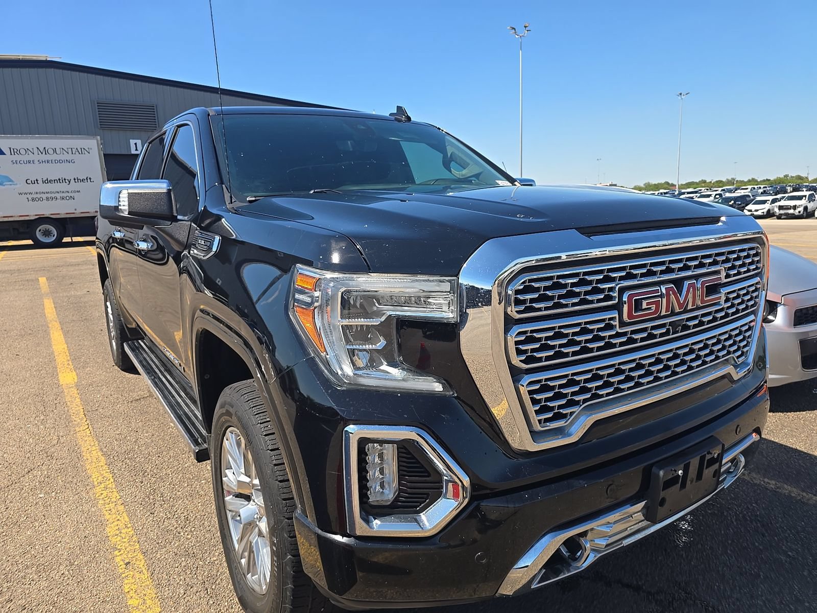 Used 2019 GMC Sierra 1500 Denali w/ Technology Package AWD/4WD image 4