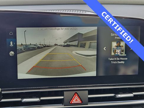 Certified 2024 Hyundai Elantra SEL image 28