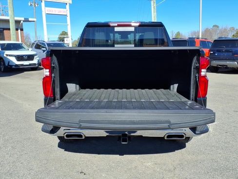 Used 2023 Chevrolet Silverado 1500 LTZ w/ LTZ Premium Package image 27