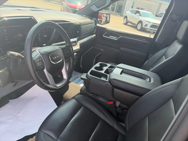 Used 2026 GMC Sierra 1500 SLT AWD/4WD image 16