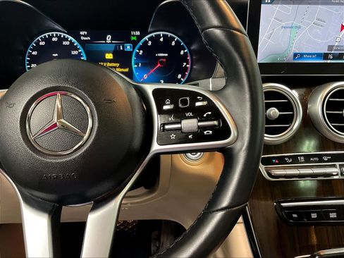 Used 2022 Mercedes-Benz GLC 300 4MATIC image 24