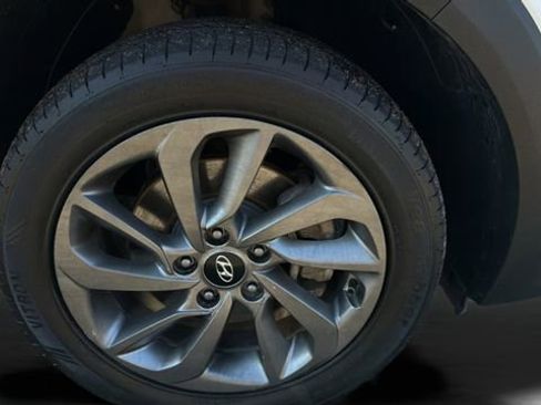 Used 2018 Hyundai Tucson SEL Plus w/ Cargo Package image 31