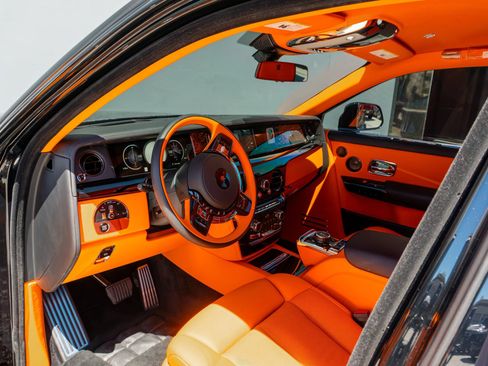 Used 2026 Rolls-Royce Phantom Sedan RWD image 85