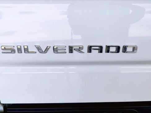 Used 2024 Chevrolet Silverado 1500 Custom Trail Boss AWD/4WD image 31