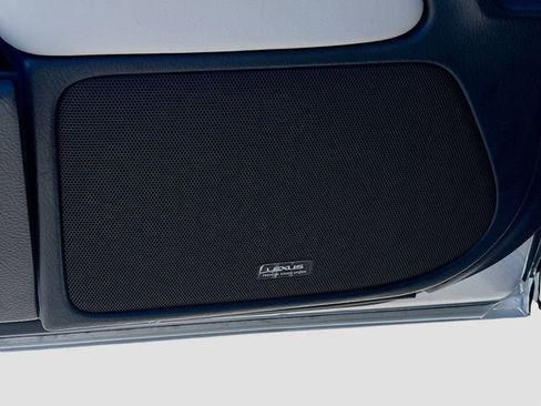 Used 2015 Lexus LS 460 image 23