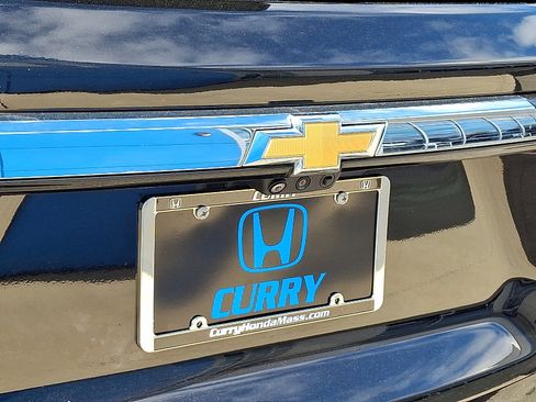 Used 2022 Chevrolet Traverse LT image 36