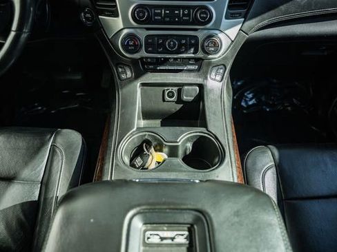 Used 2016 GMC Yukon SLT w/ Open Road Package image 29