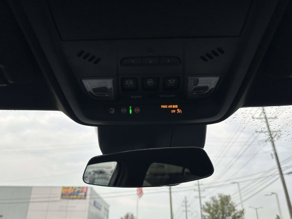 Used 2024 Cadillac XT4 Sport AWD/4WD image 31