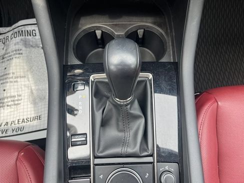 Used 2023 MAZDA MAZDA3 s FWD image 15