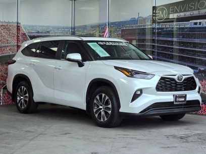 Certified 2026 Toyota Highlander XLE