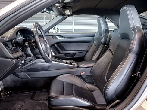Certified 2021 Porsche 911 Carrera 4S AWD/4WD image 5
