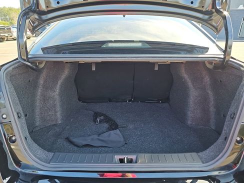 Used 2023 Nissan Versa SR w/ Trunk Package image 15