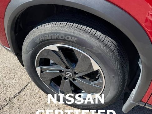 Certified 2025 Nissan Rogue SV image 21