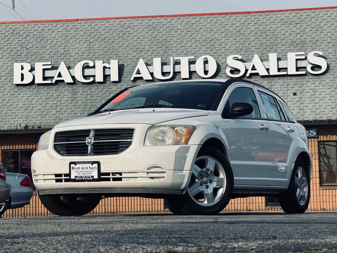 Used 2009 Dodge Caliber SXT FWD image 1
