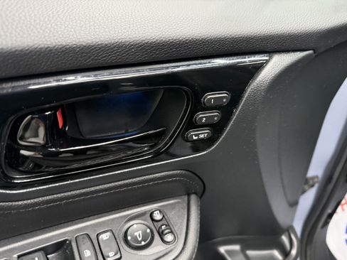Used 2023 Honda Odyssey Touring image 10