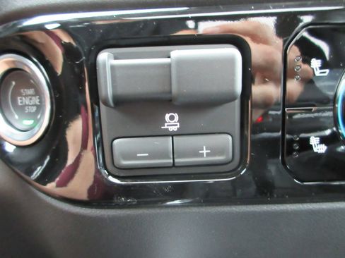 New 2026 GMC Sierra 1500 Elevation w/ Elevation Premium Package AWD/4WD image 22