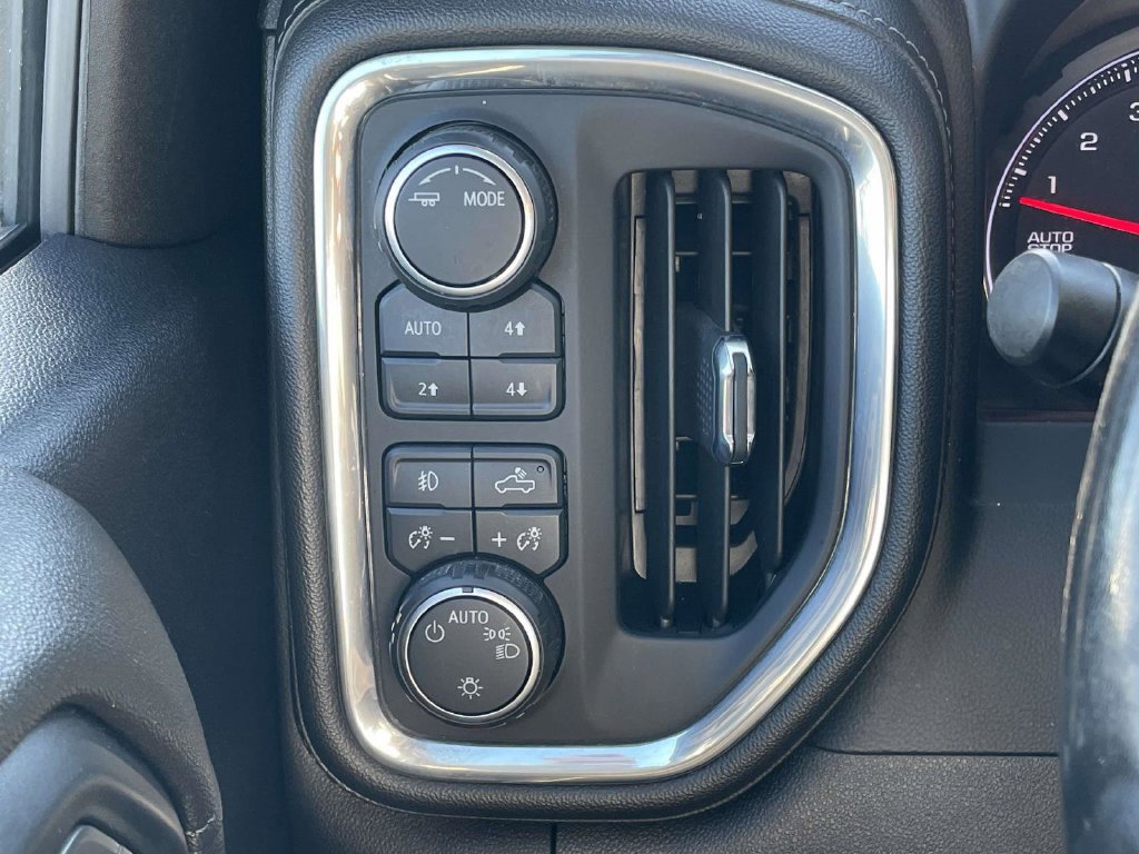 Used 2021 Chevrolet Silverado 1500 RST AWD/4WD image 22