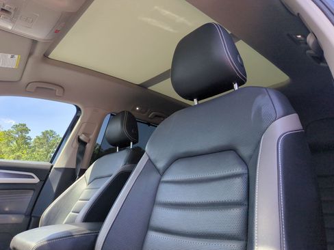 Used 2022 Volkswagen Atlas SEL Premium AWD/4WD image 15