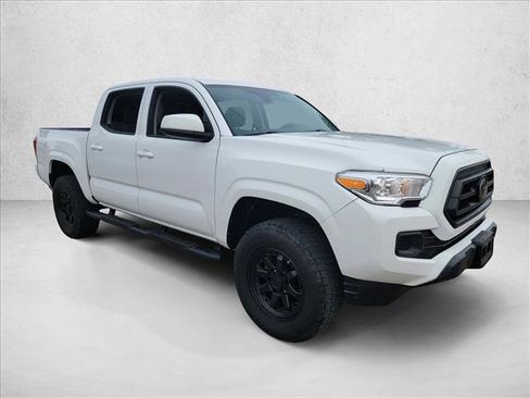 Used 2023 Toyota Tacoma SR image 3