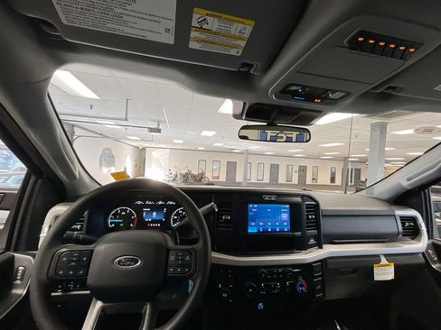 New 2026 Ford F350 XLT image 15
