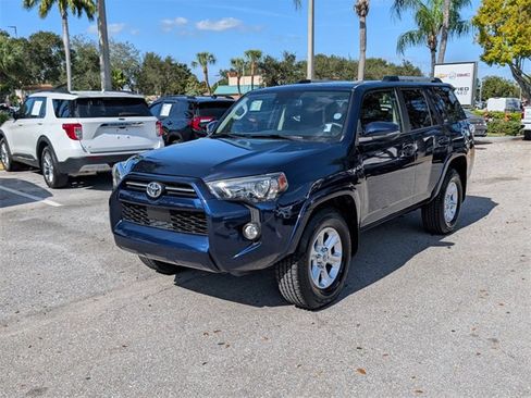 Used 2020 Toyota 4Runner SR5 Premium image 4