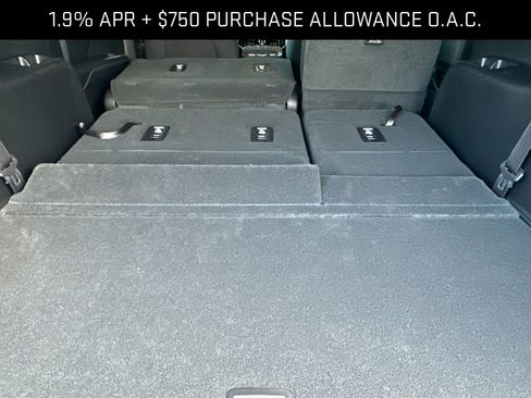 New 2026 GMC Acadia Elevation image 16