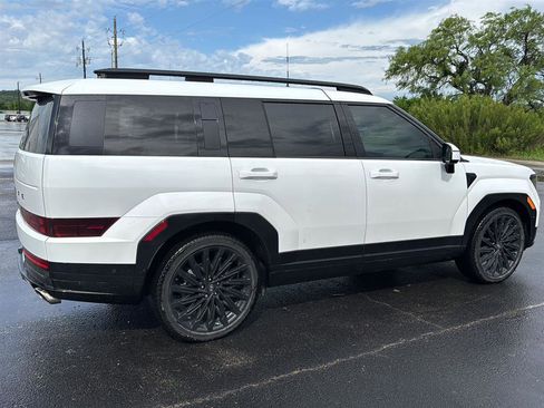 Used 2024 Hyundai Santa Fe Calligraphy image 3