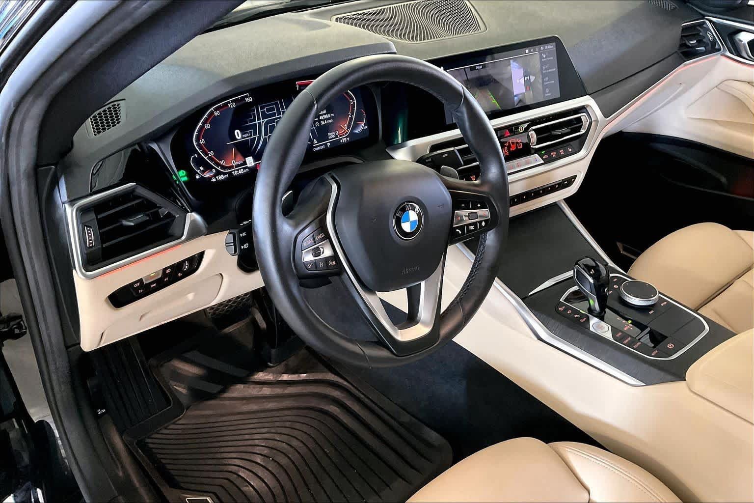 Used 2021 BMW 430i Coupe w/ Convenience Package RWD image 16