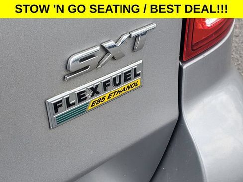 Used 2016 Dodge Grand Caravan SXT FWD image 5