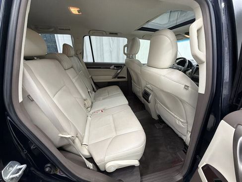 Used 2017 Lexus GX 460 Premium AWD/4WD image 14