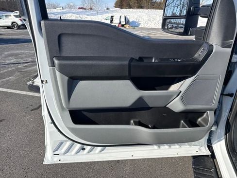 New 2026 Ford F550 4x4 Regular Cab Super Duty image 19
