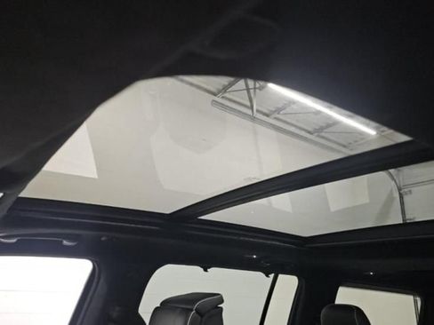 Used 2023 Jeep Grand Wagoneer Series II AWD/4WD image 14