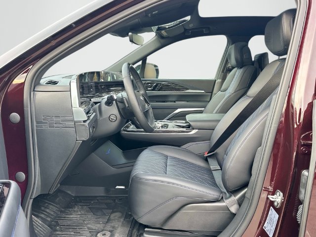 New 2026 Cadillac Escalade IQ Sport 1 w/ LPO, ONYX Package AWD/4WD image 10