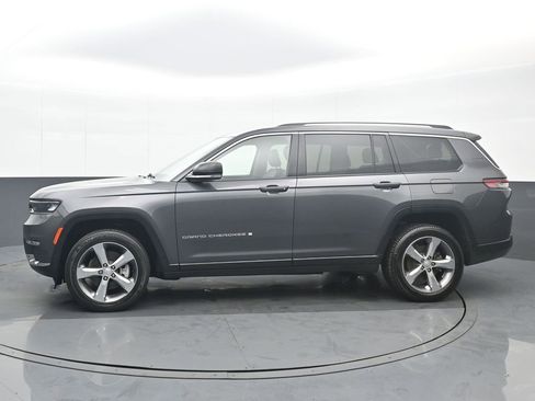 Used 2022 Jeep Grand Cherokee L Limited image 3