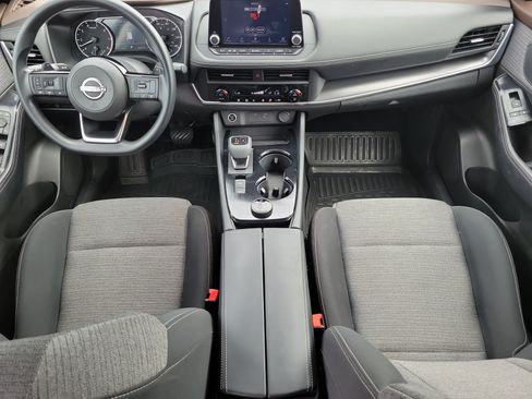 Used 2023 Nissan Rogue SV AWD/4WD image 17