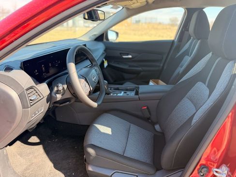 New 2026 Nissan Sentra SV w/ SV Convenience Package FWD image 9