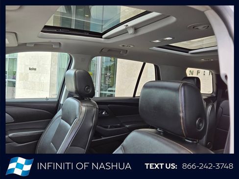 Used 2018 Chevrolet Traverse Premier AWD/4WD image 6