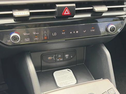 New 2026 Kia Sportage SX AWD/4WD image 24