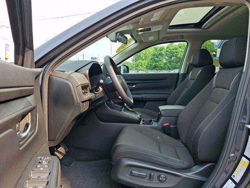 Used 2024 Honda CR-V EX image 14