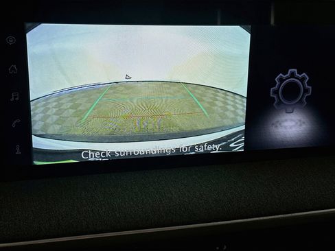 Used 2025 Nissan Kicks SV FWD image 22