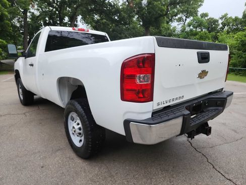 Used 2011 Chevrolet Silverado 2500 W/T RWD image 6