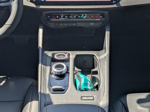 New 2026 Jeep Cherokee Limited AWD/4WD image 19